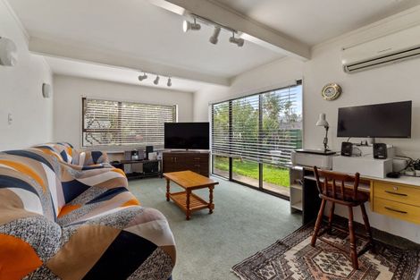 Photo of property in 55 Arawhata Road, Paraparaumu, 5032