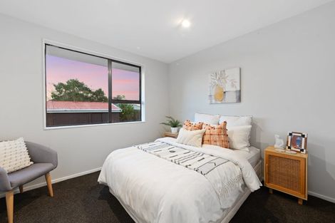 Photo of property in 2/30a Manning Place, Woolston, Christchurch, 8023
