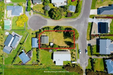 Photo of property in 8 Sand Dune Grove, Waikawa Beach, Manakau, 5573