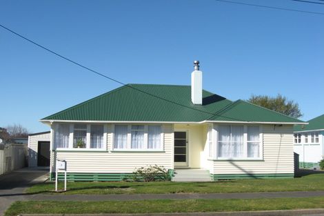 Photo of property in 3 Holland Crescent, Bulls, 4818