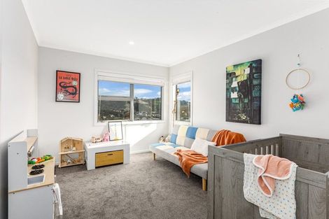 Photo of property in 174 Navigation Drive, Whitby, Porirua, 5024