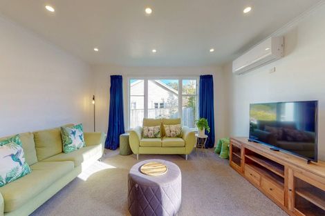 Photo of property in 20 Larsen Crescent, Tawa, Wellington, 5028