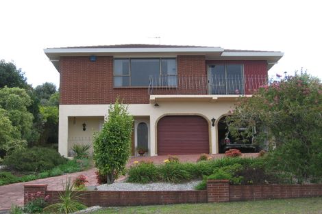 Photo of property in 7 Marama Street, Castor Bay, Auckland, 0620