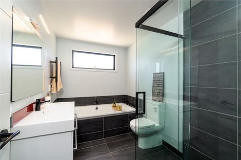 Photo of property in 73 Larch Crescent, Alexandra, 9320