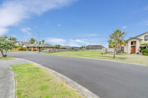 Photo of property in 5 Menen Place, Manurewa, Auckland, 2105
