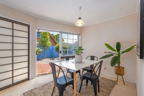 Photo of property in 191 Fitzherbert Avenue, West End, Palmerston North, 4410
