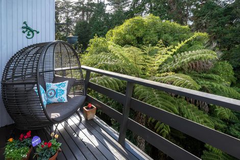 Photo of property in 11a Fenton Terrace, Cockle Bay, Auckland, 2014