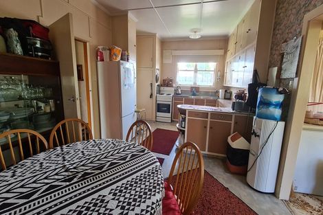 Photo of property in 21 Queens Road, Elgin, Gisborne, 4010