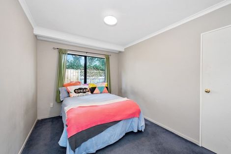 Photo of property in 21 Waiwherowhero Drive, St Andrews, Hamilton, 3200