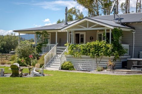 Photo of property in 808 Whitemans Valley Road, Whitemans Valley, Upper Hutt, 5371