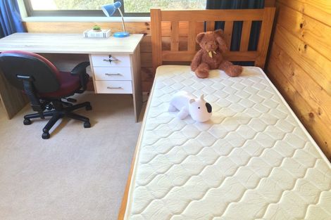 Photo of property in 6 Tatum Way, Johnsonville, Wellington, 6037