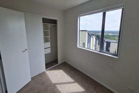 Photo of property in 15a Crestview Rise, Papakura, 2110