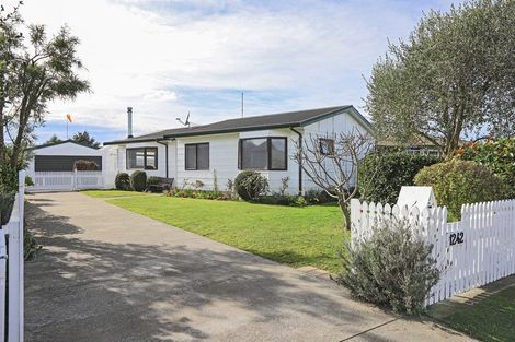 Photo of property in 1242 Louie Street, Parkvale, Hastings, 4122