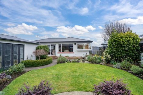 Photo of property in 70 Helmsdale Street, Waverley, Invercargill, 9810