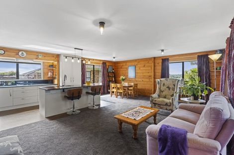 Photo of property in 18a Ridge Road, Howick, Auckland, 2014