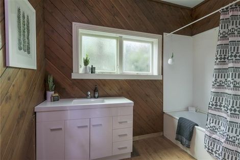 Photo of property in 30 Potatau Street, Grey Lynn, Auckland, 1021