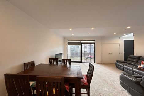 Photo of property in 17 Frank Gill Road, Hobsonville, Auckland, 0616