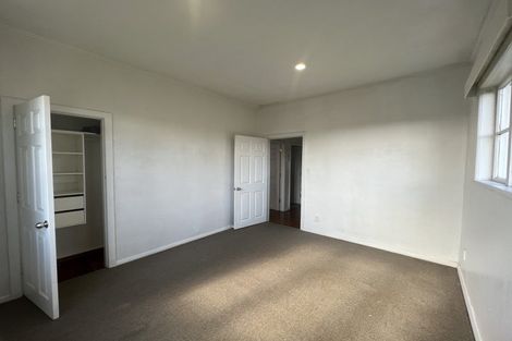 Photo of property in 98 Carrington Road, Mount Albert, Auckland, 1025