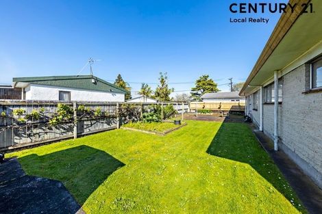 Photo of property in 2/69 Settlement Road, Papakura, 2110