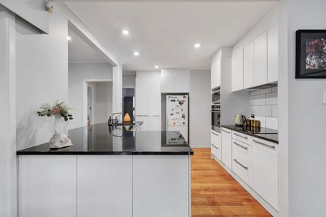 Photo of property in 24 Rothery Road, Hillpark, Auckland, 2102