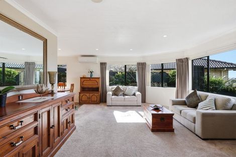 Photo of property in 5 Rose Court, Orewa, 0931