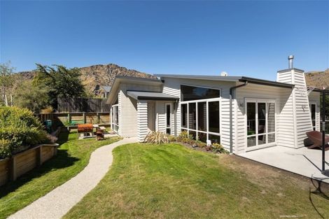 Photo of property in 7 Morning Star Terrace, Arthurs Point, Queenstown, 9371