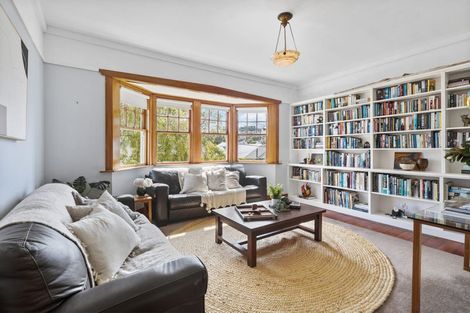 Photo of property in 31 Rimu Road, Kelburn, Wellington, 6012