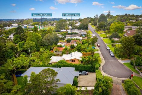 Photo of property in 31 Outlook Road, Greenhithe, Auckland, 0632