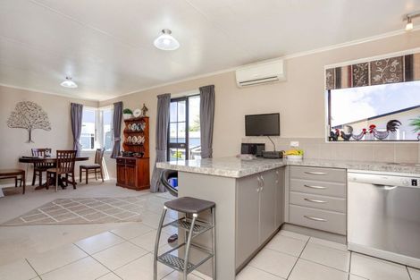 Photo of property in 50 Hospital Street, Dannevirke, 4930