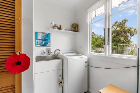 Photo of property in 11 Paul Street, Waimate, 7924