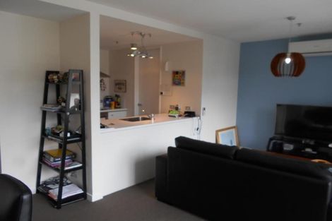 Photo of property in Montreaux Apartments, 5k/164 The Terrace, Wellington Central, Wellington, 6011