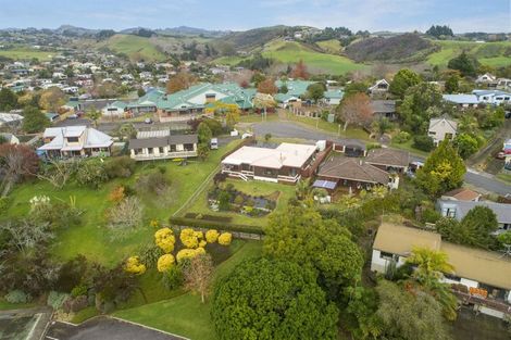Photo of property in 5 Holmburn Street, Welcome Bay, Tauranga, 3112