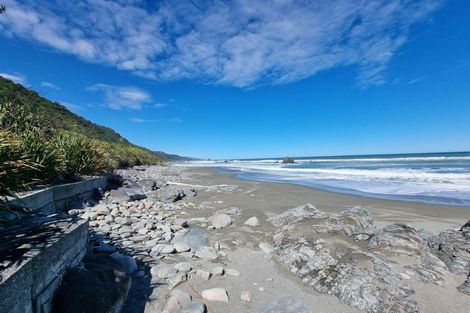 Photo of property in 2187 Coast Road, Barrytown, Runanga, 7873