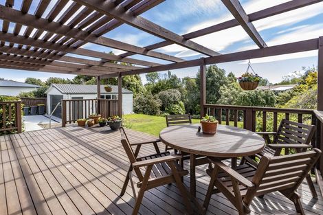 Photo of property in 4b Canberra Place, Redwood, Christchurch, 8051
