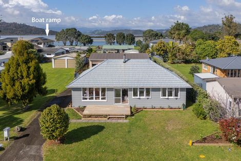 Photo of property in 80a Catherine Crescent, Whitianga, 3510