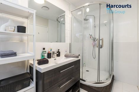 Photo of property in 2/55 Orams Road, Hillpark, Auckland, 2102