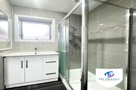 Photo of property in 2/13 Lochinver Road, Papatoetoe, Auckland, 2025