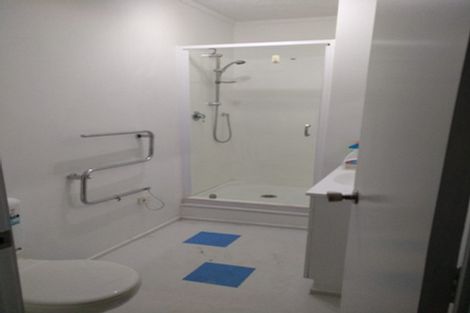 Photo of property in 96 Mountbatten Avenue, Hillcrest, Auckland, 0627