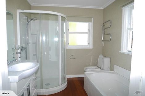 Photo of property in 2 Kohekohe Road, Waikanae, 5036