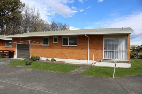 Photo of property in 9a Calder Place, Winton, 9720