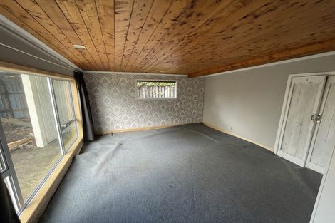 Photo of property in 9 Ngahere Street, Inglewood, 4330