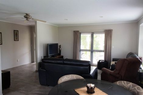 Photo of property in 16 Shoemaker Road, Waipu, 0510