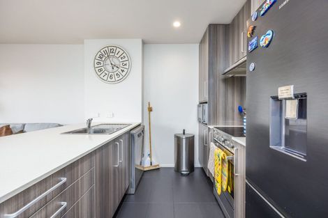 Photo of property in 5e Geddes Terrace, Avondale, Auckland, 1026