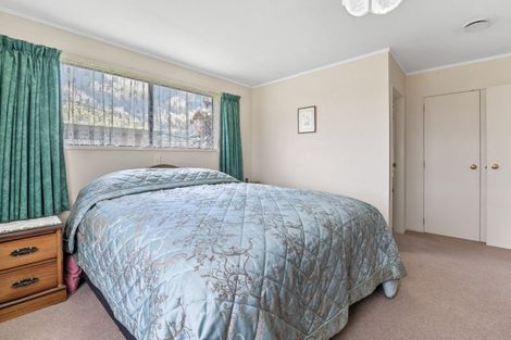 Photo of property in 4 Ashmore Place, Fairy Springs, Rotorua, 3015