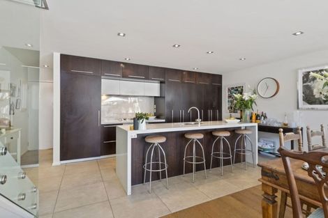 Photo of property in 12 Holly Road, St Albans, Christchurch, 8014