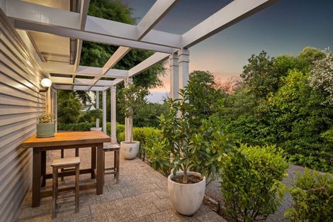 Photo of property in 27 Kopanga Road, Havelock North, 4130