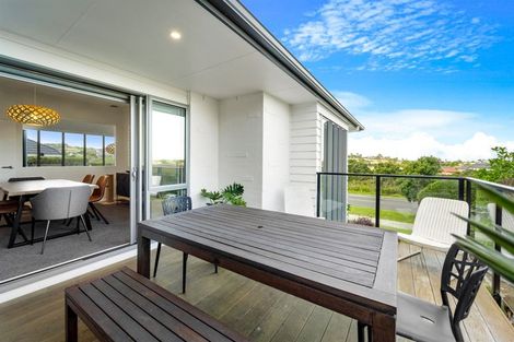 Photo of property in 96 Arran Point Parade, Orewa, 0931