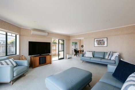 Photo of property in 11 Santa Monica Drive, Papamoa Beach, Papamoa, 3118