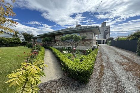 Photo of property in 2 Mill Road, Waimate, 7924