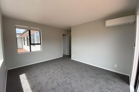 Photo of property in 17 Surf View Crescent, Red Beach, 0932